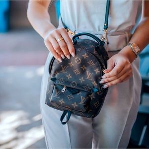 Louis Vuitton monogram 6” palms springs mini backpack with strap